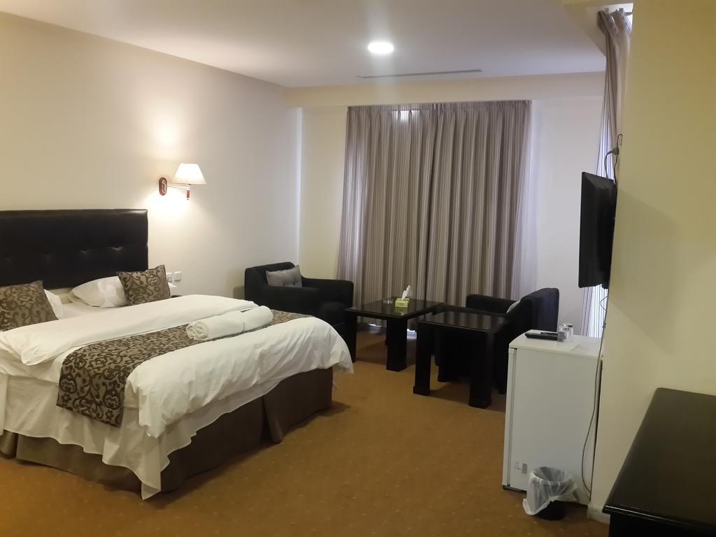 Jeddah Palace Hotel Amán Habitación foto